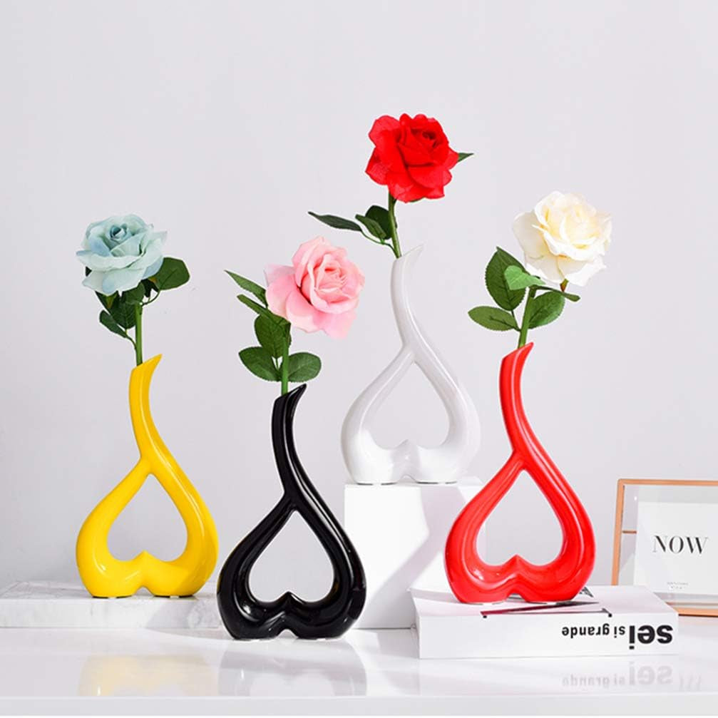 Ceramic Heart-Shaped Flower Vase – Black Decorative Home Accent