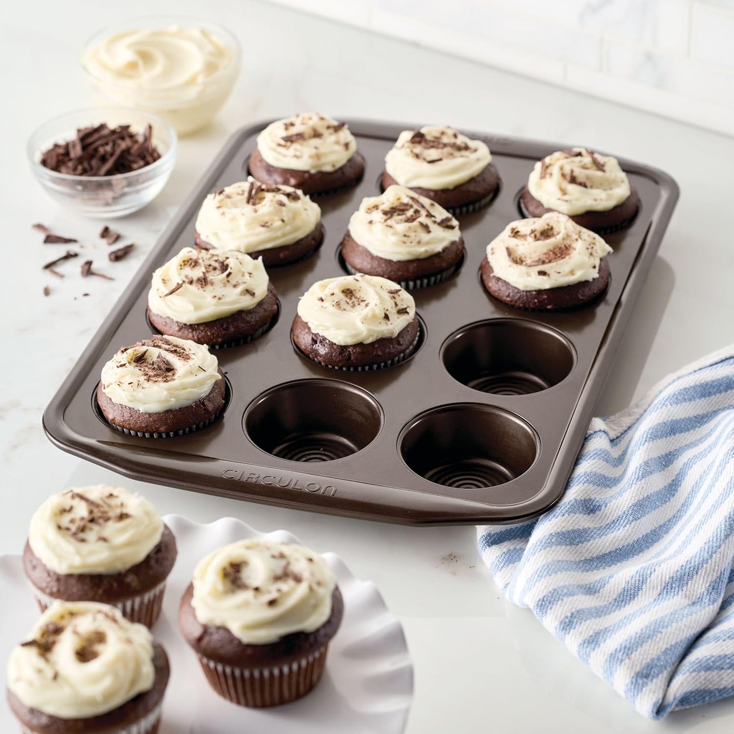12-Cup Nonstick Muffin Pan – Brown Steel Cupcake & Muffin Bakeware Tray for Even Baking and Easy Release