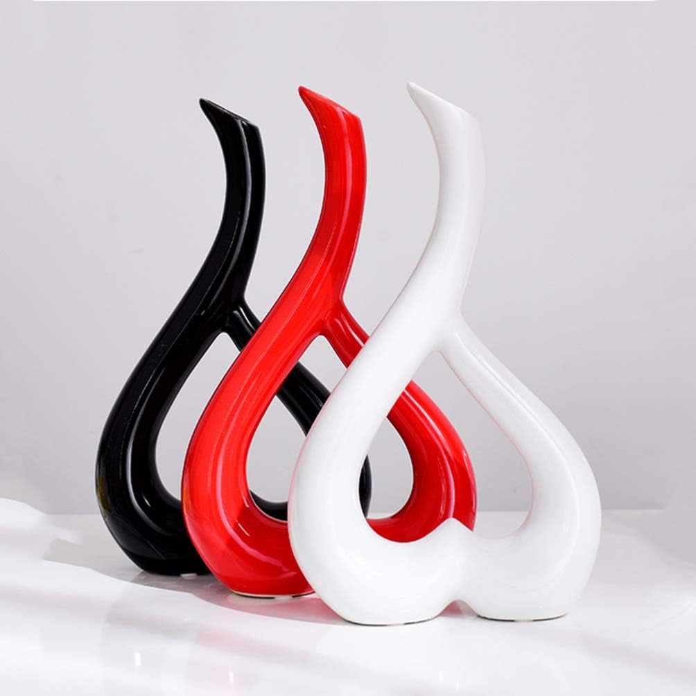 Ceramic Heart-Shaped Flower Vase – Black Decorative Home Accent