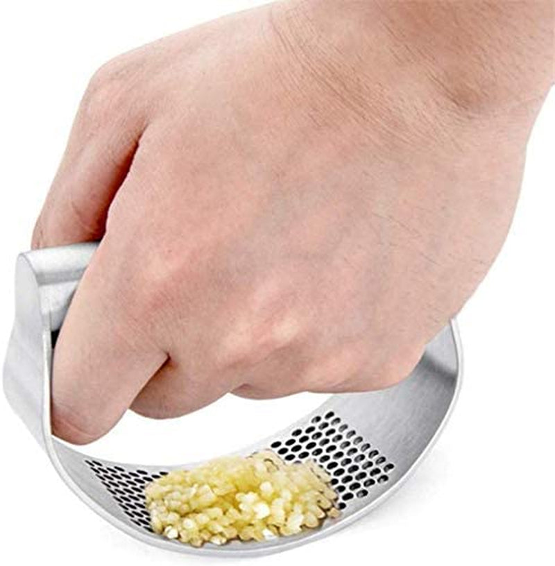 Stainless Steel Garlic Press Rocker Set – Garlic Mincer & Crusher with Ergonomic Handle, Silicone Peeler & Cleaning Brush – Easy-to-Use Kitchen Gadget